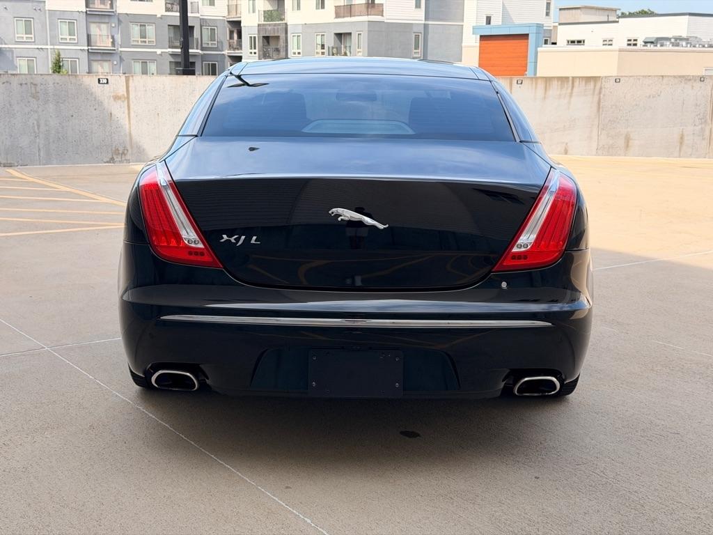 Jaguar XJ-Series XJ Supercharged 2011