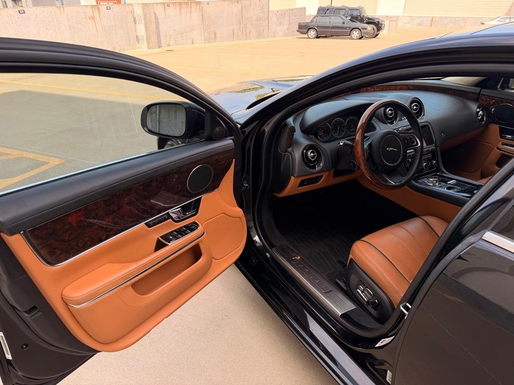 Jaguar XJ-Series XJ Supercharged 2011