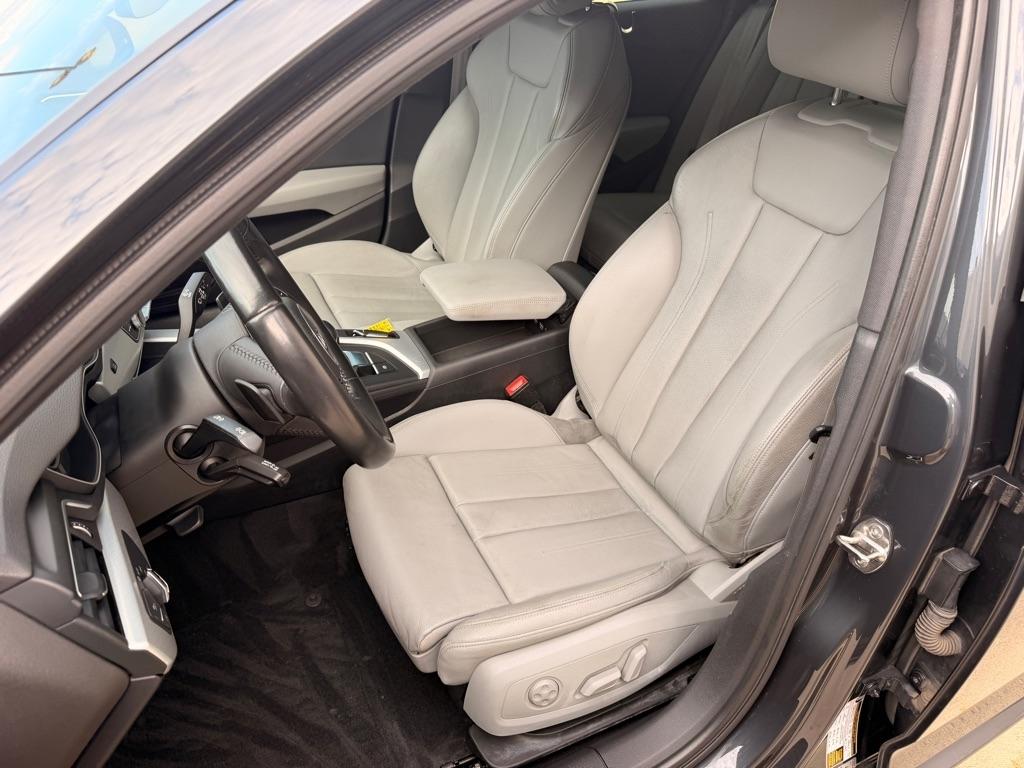 Audi A4 2.0T Premium Plus quattro Sedan 2017