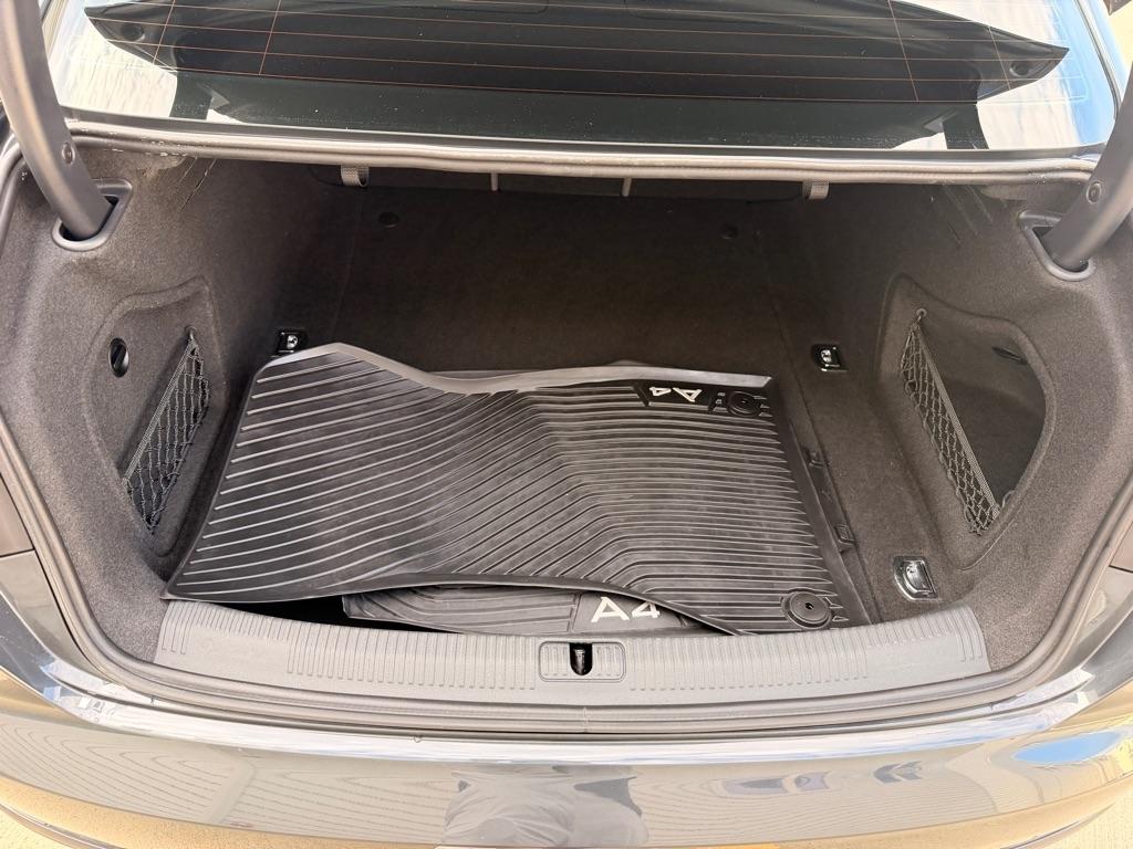 Audi A4 2.0T Premium Plus quattro Sedan 2017