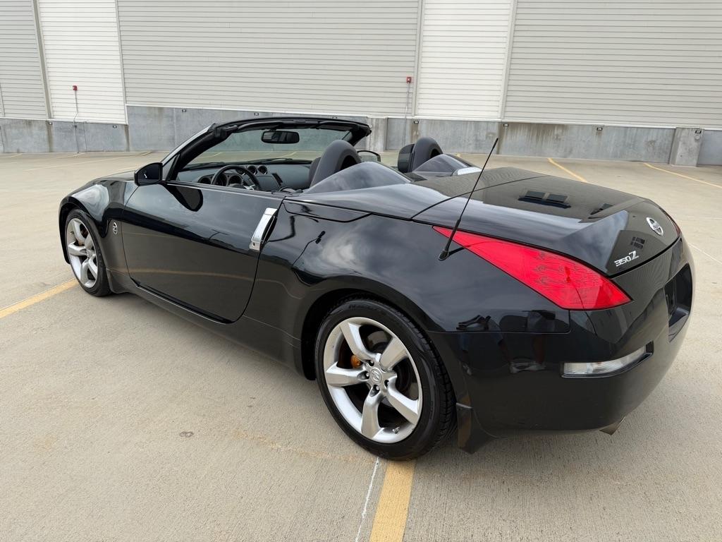 Nissan 350Z Enthusiast Roadster 2006