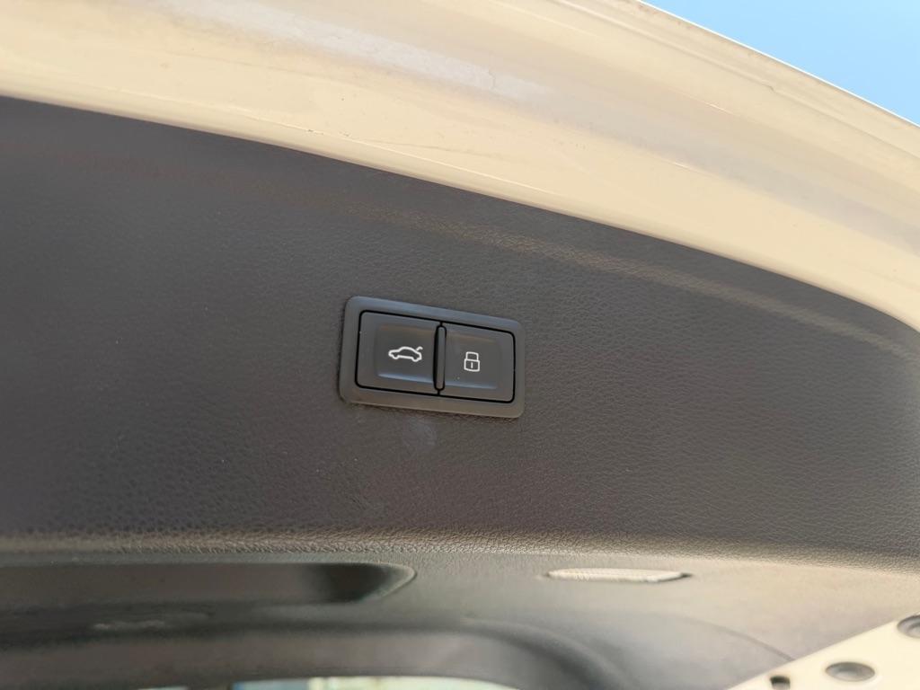 Audi Q5 2.0T Premium Plus quattro 2018