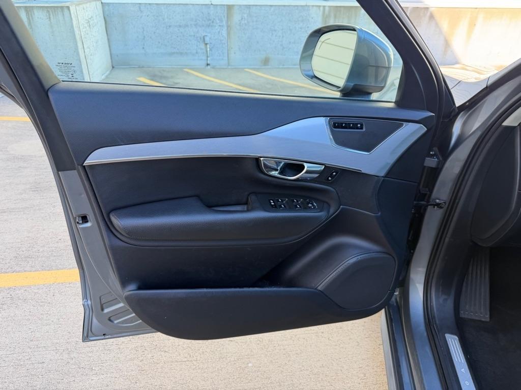 Volvo XC90 T8 Momentum AWD 2016