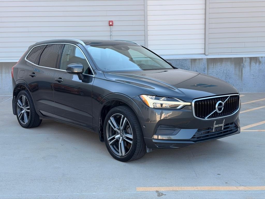 2019 Volvo XC60 T5 Momentum