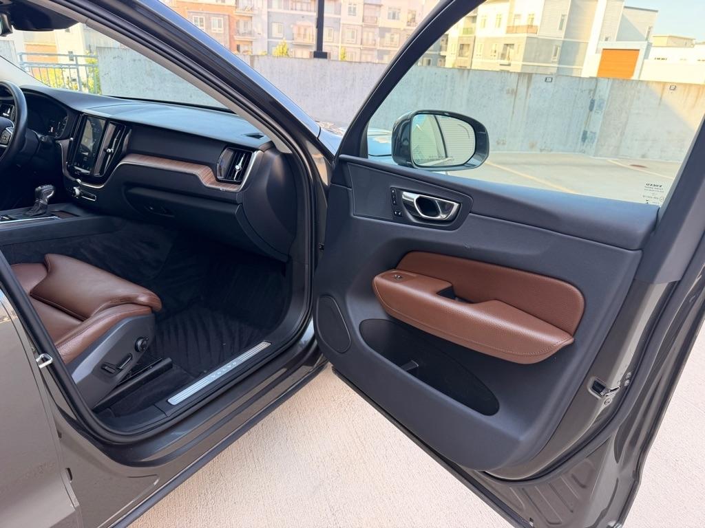 Volvo XC60 T5 Momentum 2019