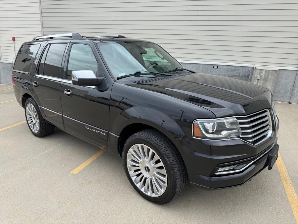 Lincoln Navigator 4WD 2015