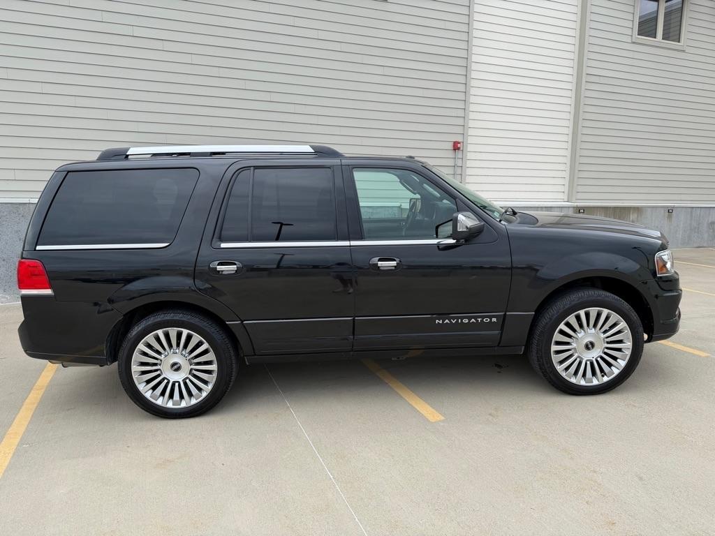 Lincoln Navigator 4WD 2015