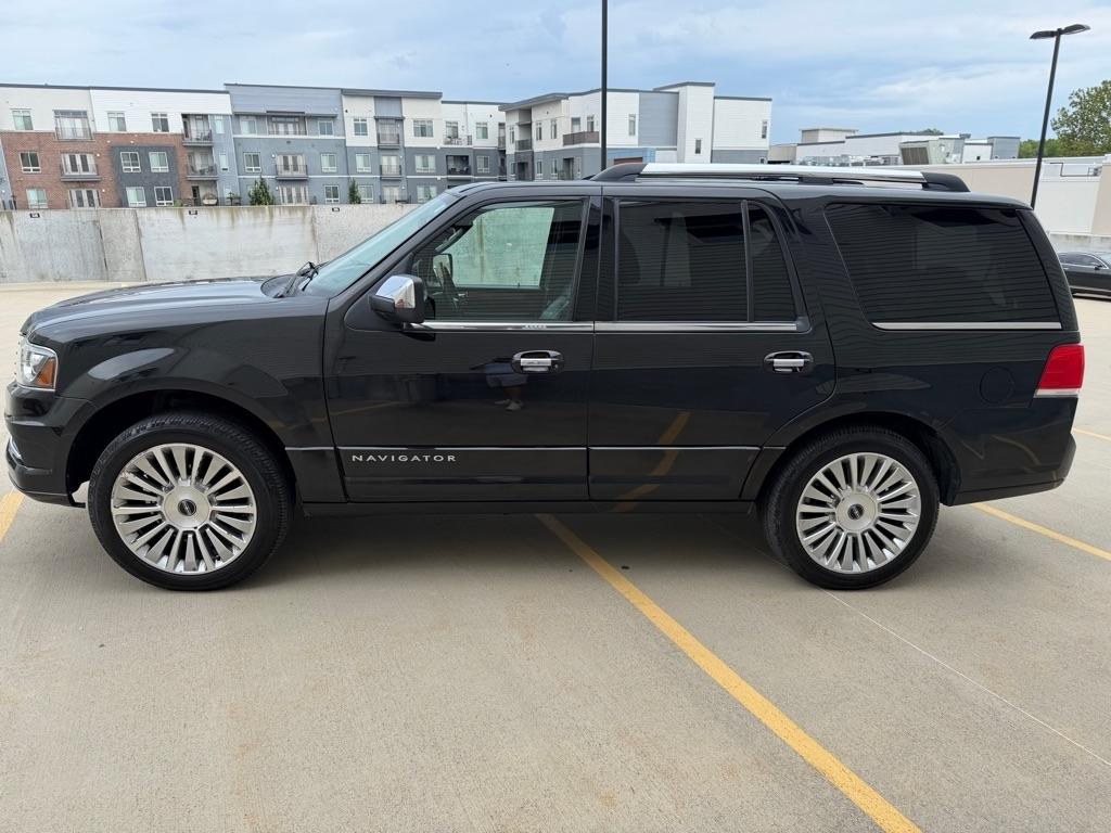 Lincoln Navigator 4WD 2015