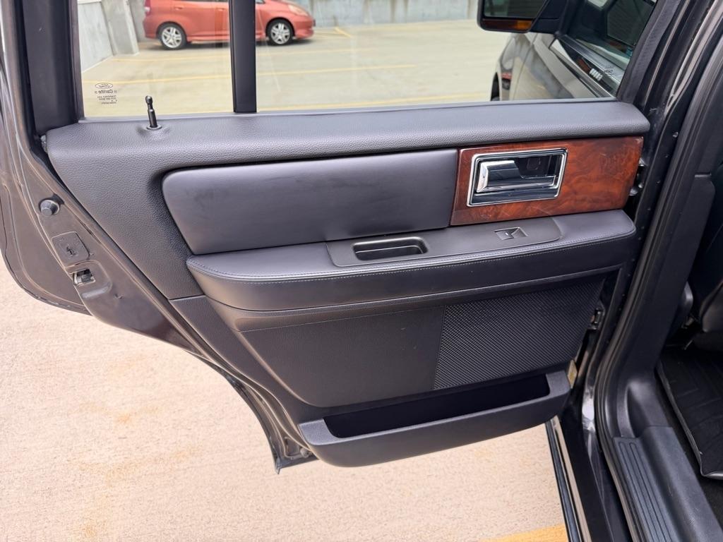Lincoln Navigator 4WD 2015