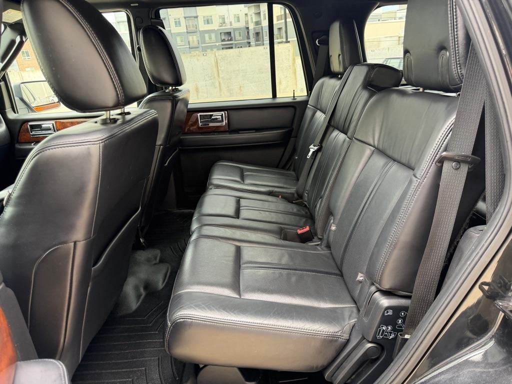 Lincoln Navigator 4WD 2015