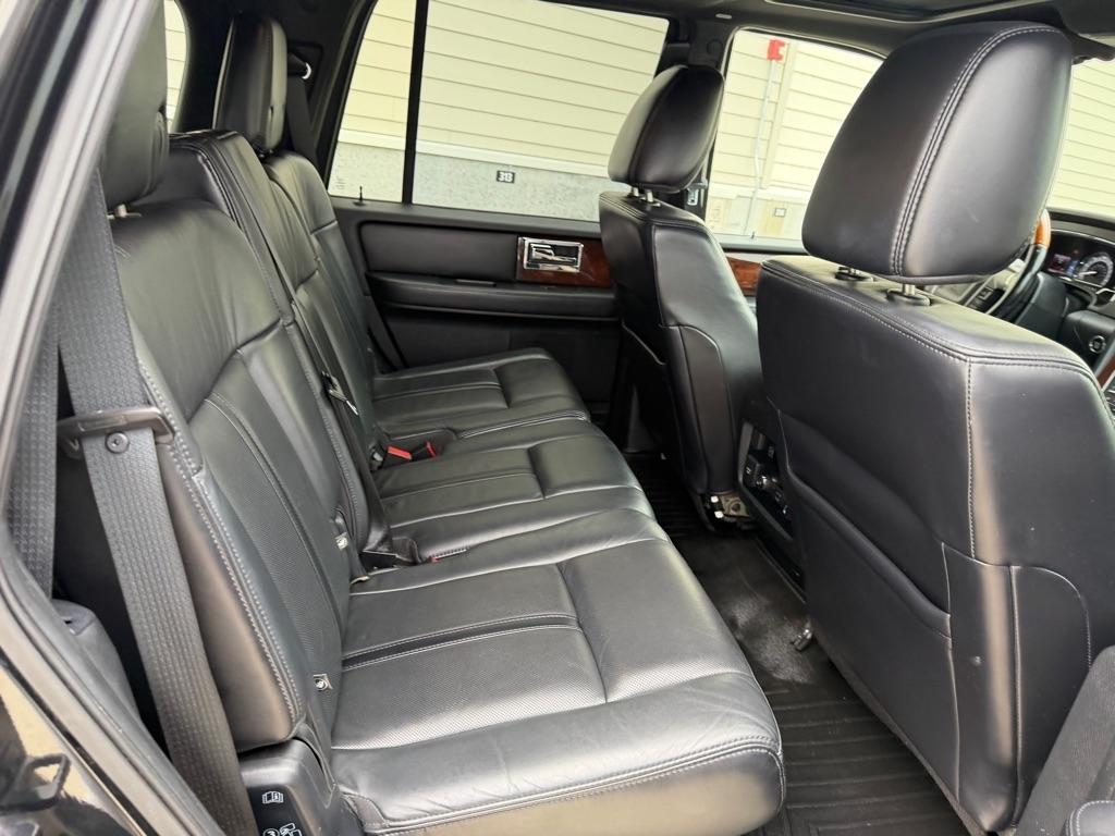 Lincoln Navigator 4WD 2015