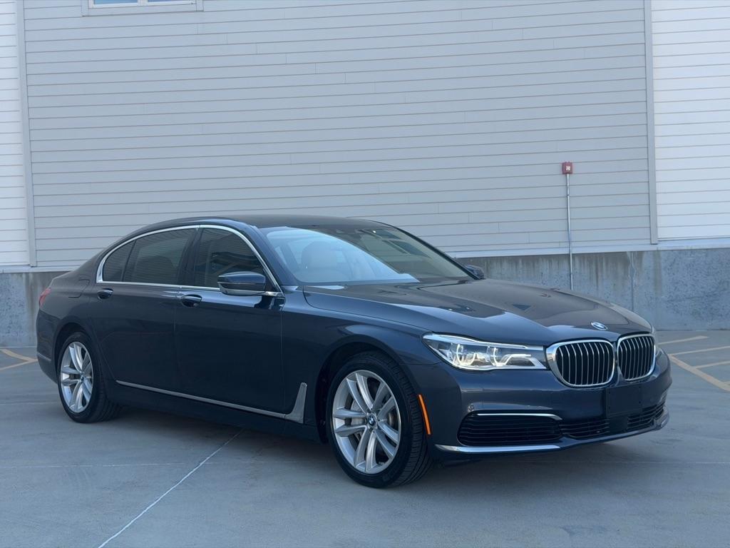 BMW 7-Series 750i xDrive 2016