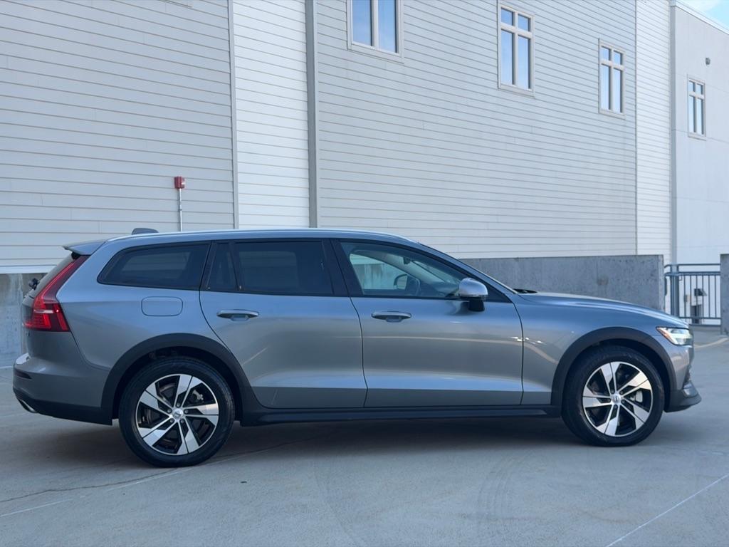 Volvo V60 Cross Country T5 2020