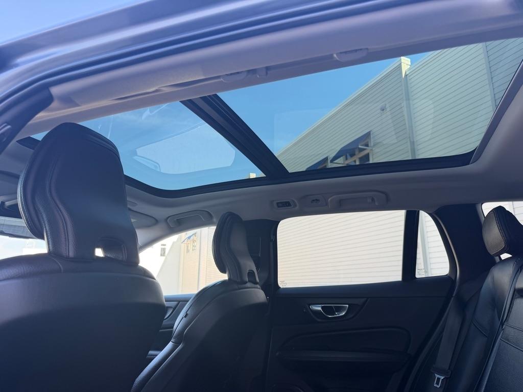 Volvo V60 Cross Country T5 2020