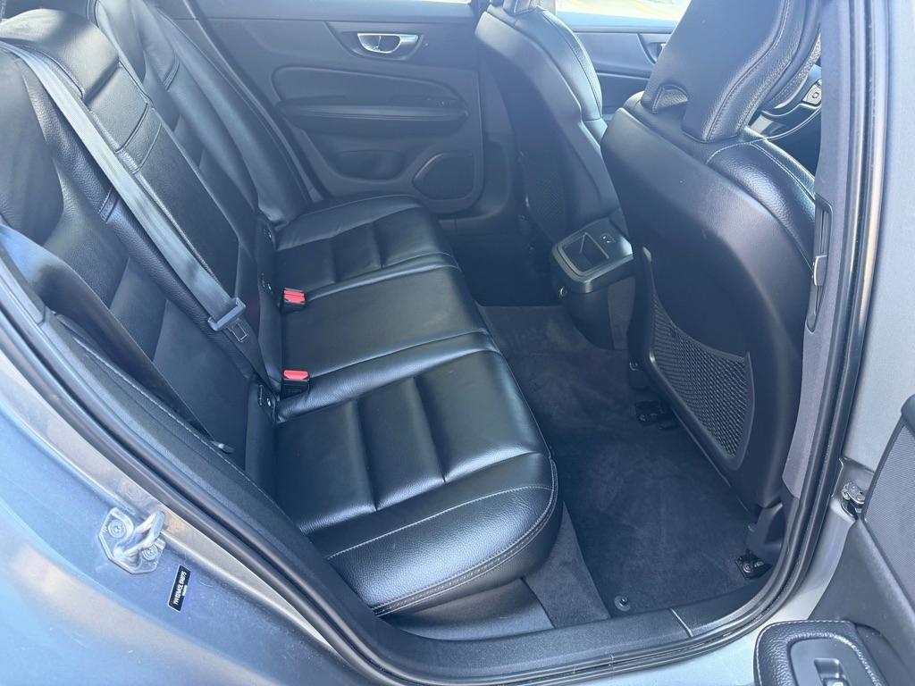 Volvo V60 Cross Country T5 2020
