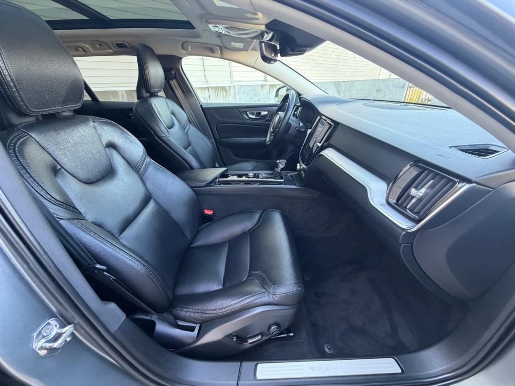 Volvo V60 Cross Country T5 2020