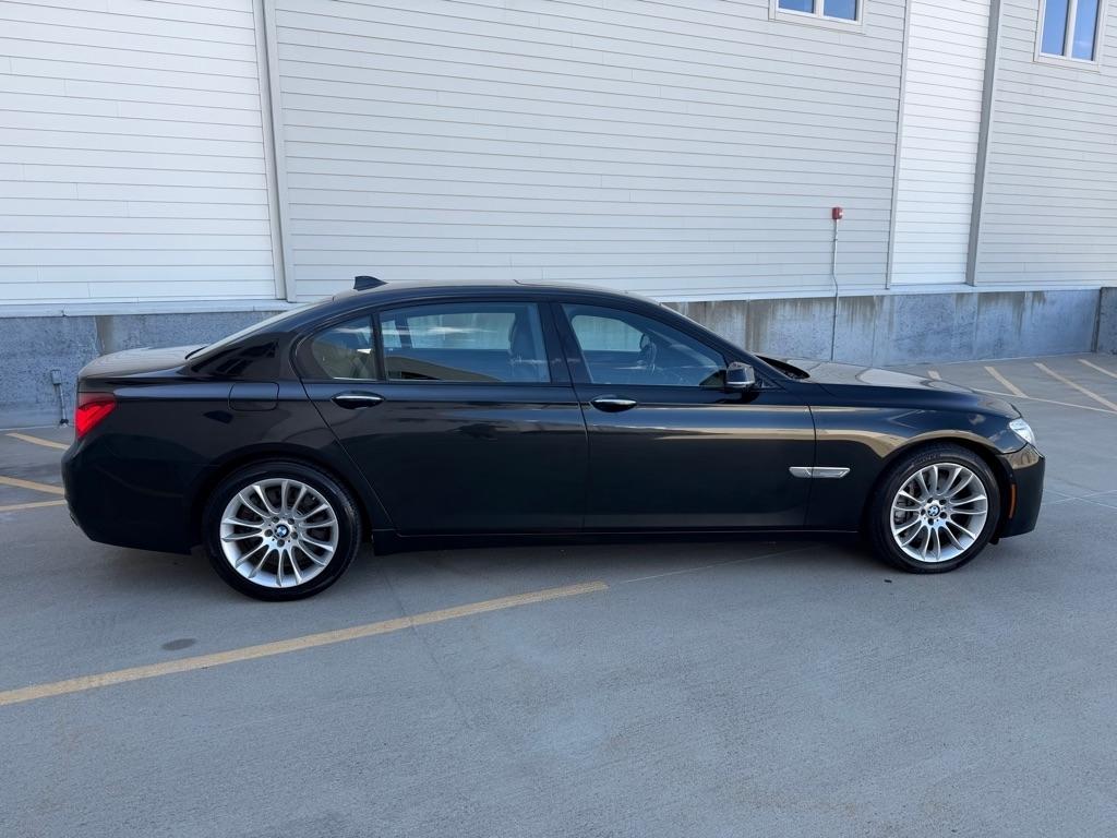 BMW 7-Series 750Li xDrive 2014