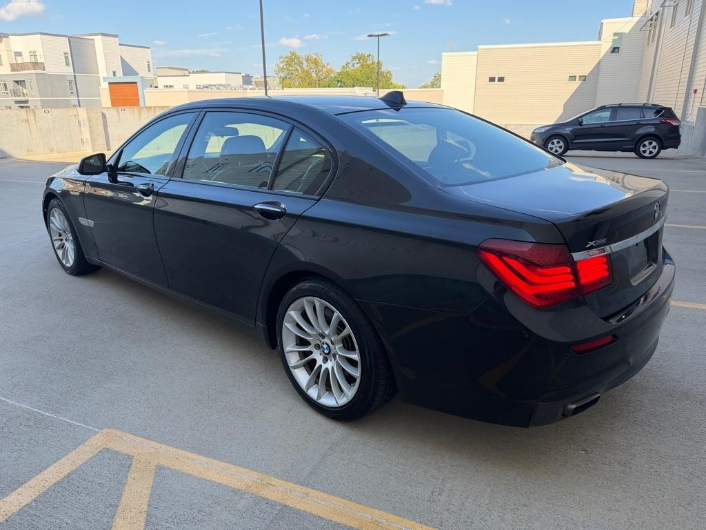 BMW 7-Series 750Li xDrive 2014