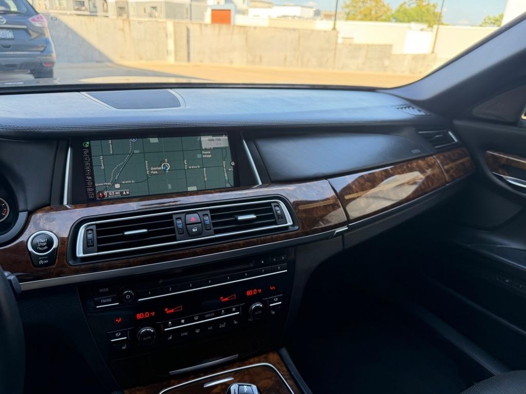 BMW 7-Series 750Li xDrive 2014