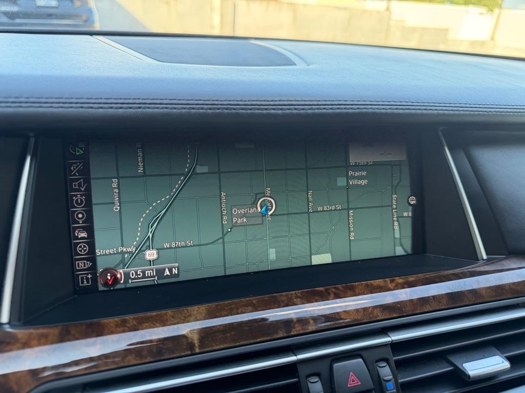 BMW 7-Series 750Li xDrive 2014