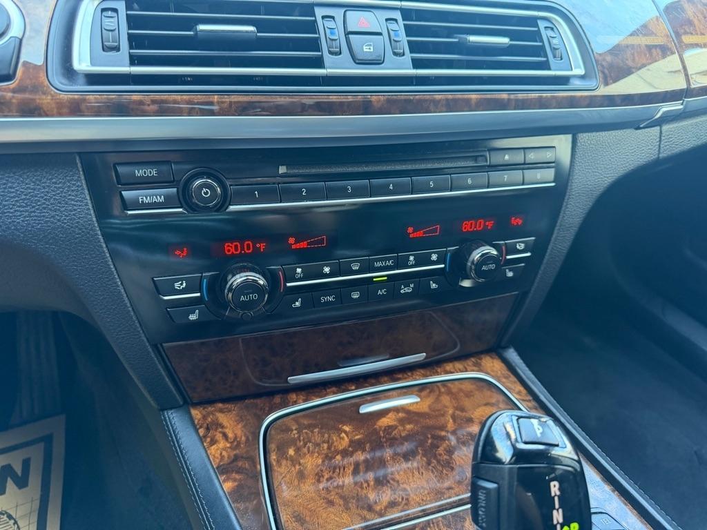 BMW 7-Series 750Li xDrive 2014