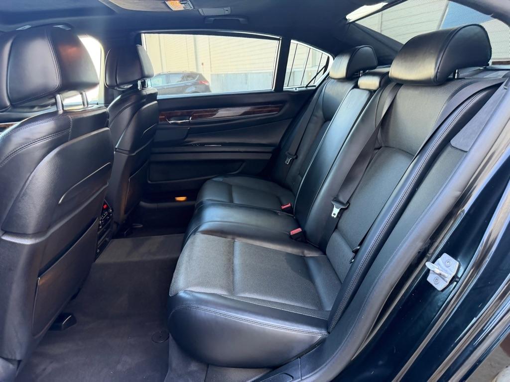 BMW 7-Series 750Li xDrive 2014