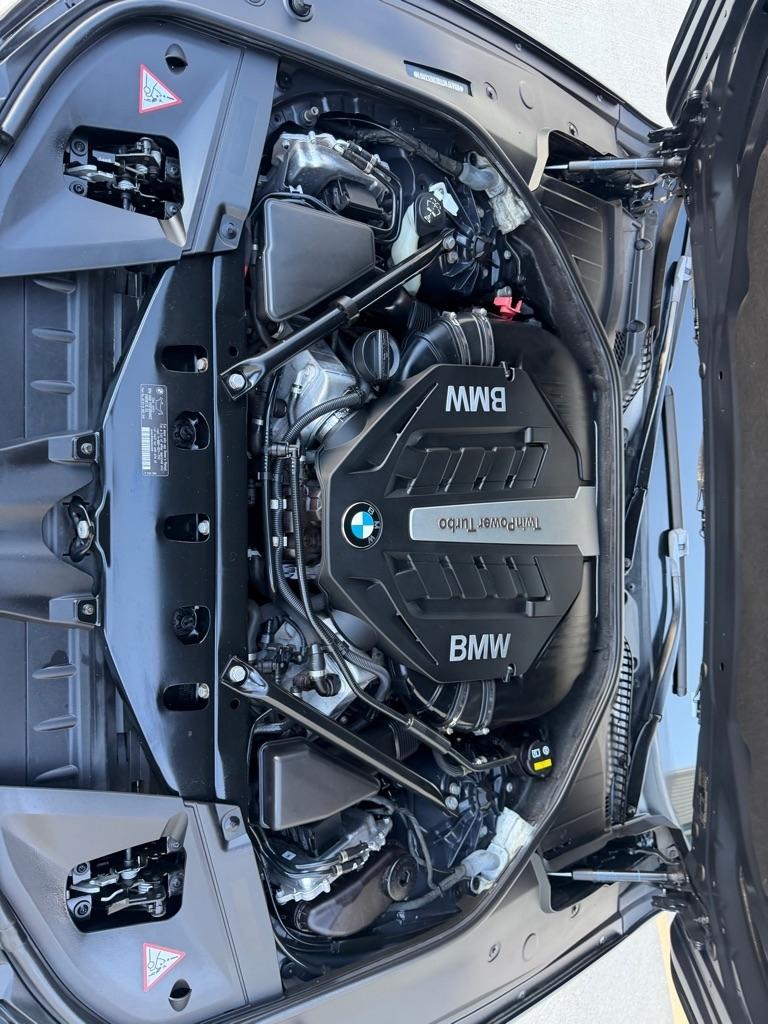 BMW 7-Series 750Li xDrive 2014