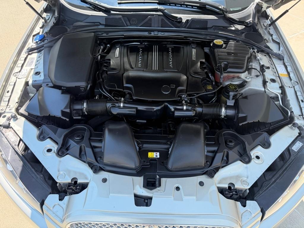 Jaguar XF-Series XF 3.0L V6 SC AWD 2014