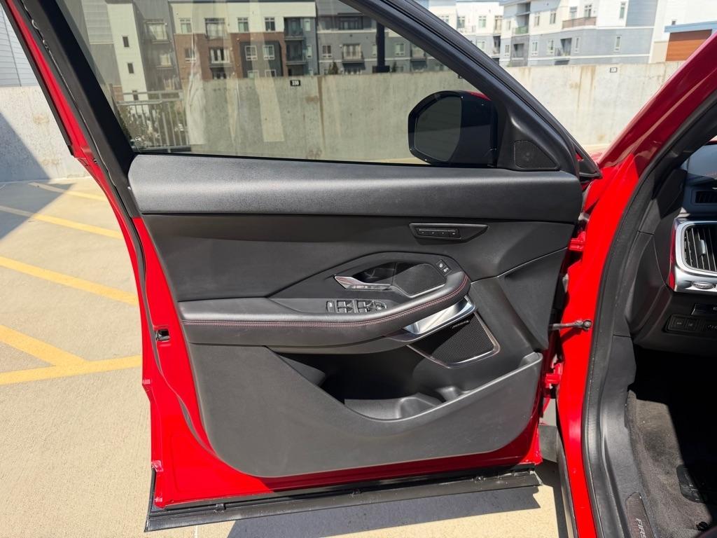 Jaguar E-Pace P250 First Edition 2018