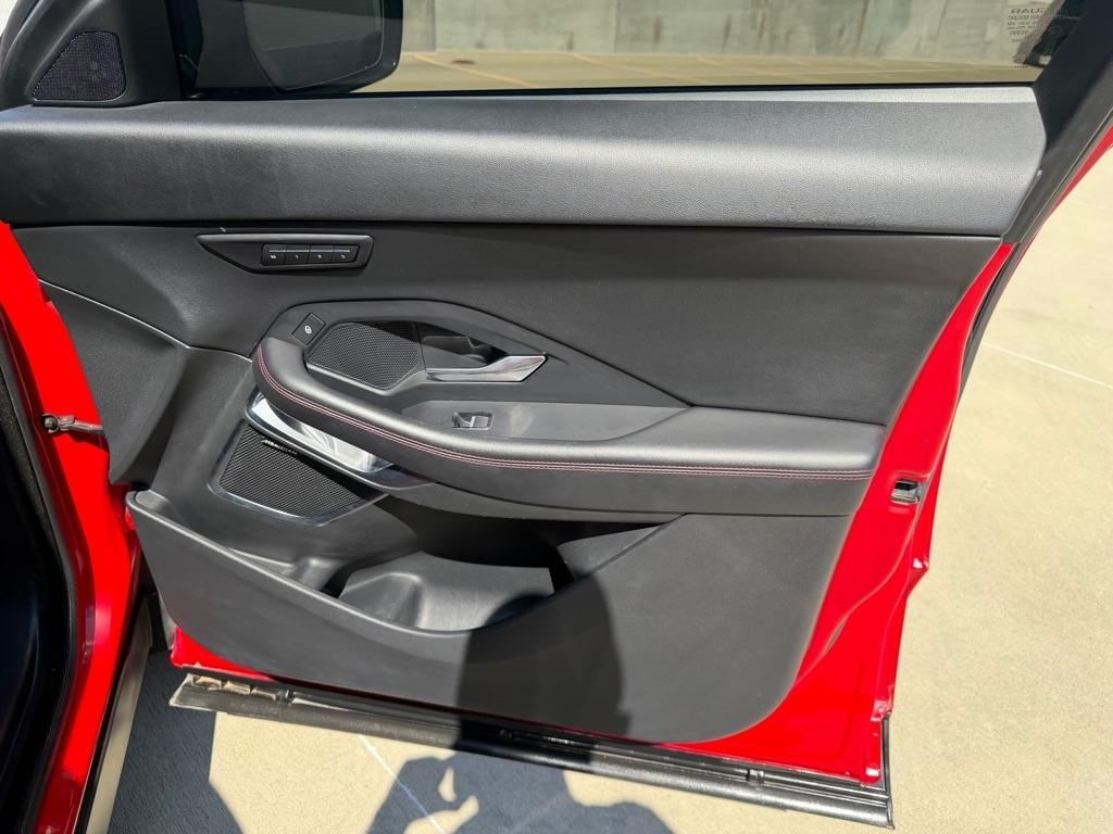 Jaguar E-Pace P250 First Edition 2018