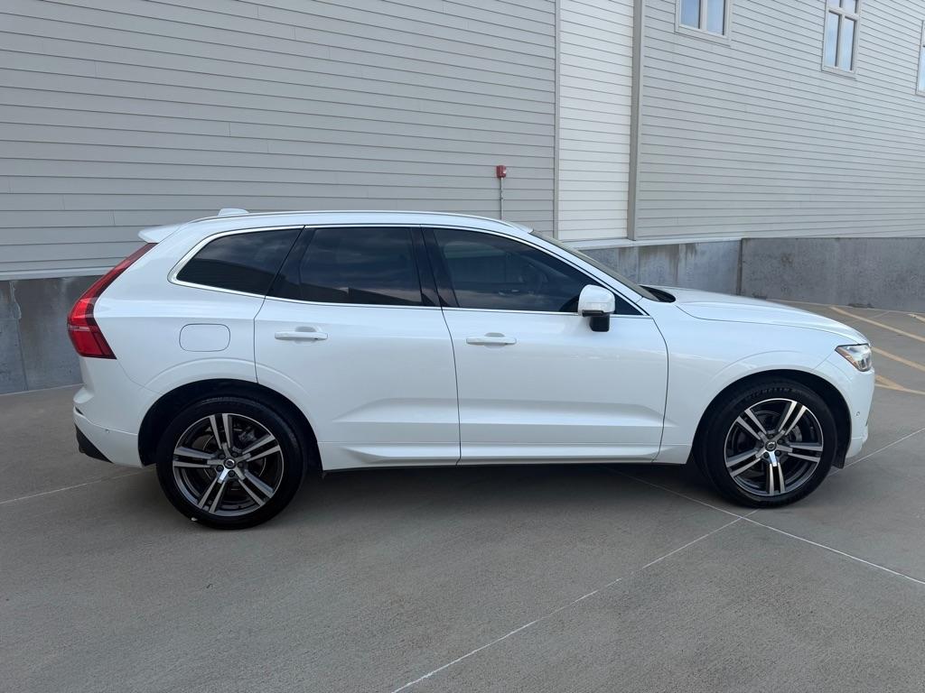 Volvo XC60 T5 Momentum AWD 2018
