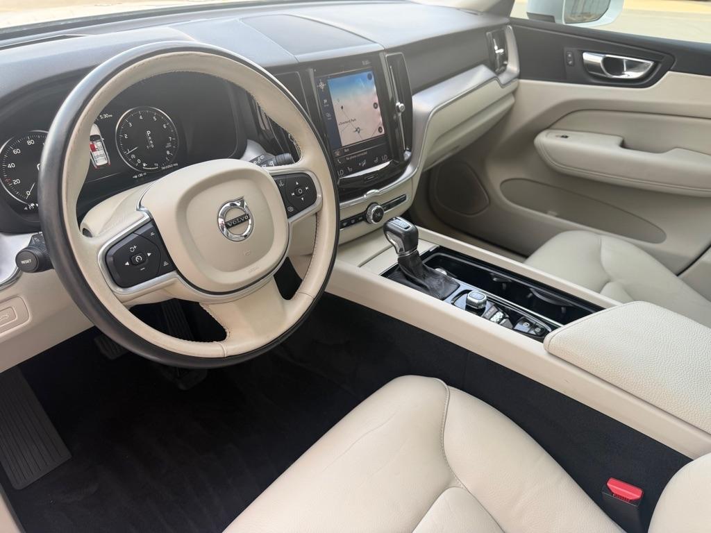Volvo XC60 T5 Momentum AWD 2018