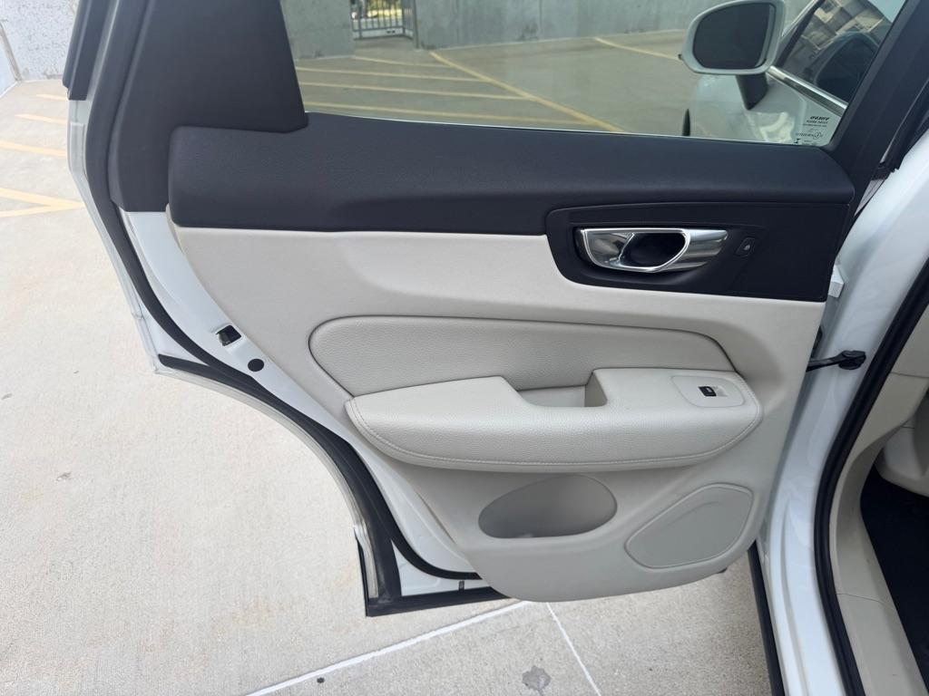 Volvo XC60 T5 Momentum AWD 2018