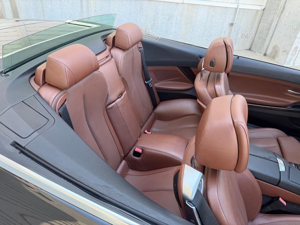 BMW 6-Series 650i Convertible 2012