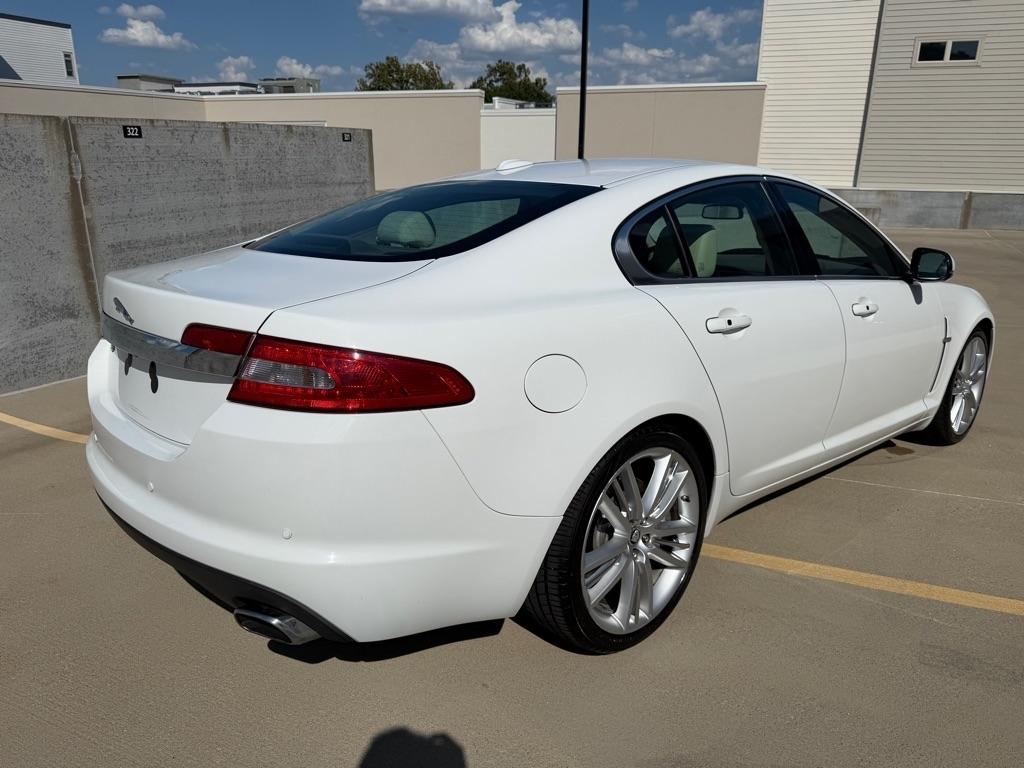 Jaguar XF-Series XF Premium 2011