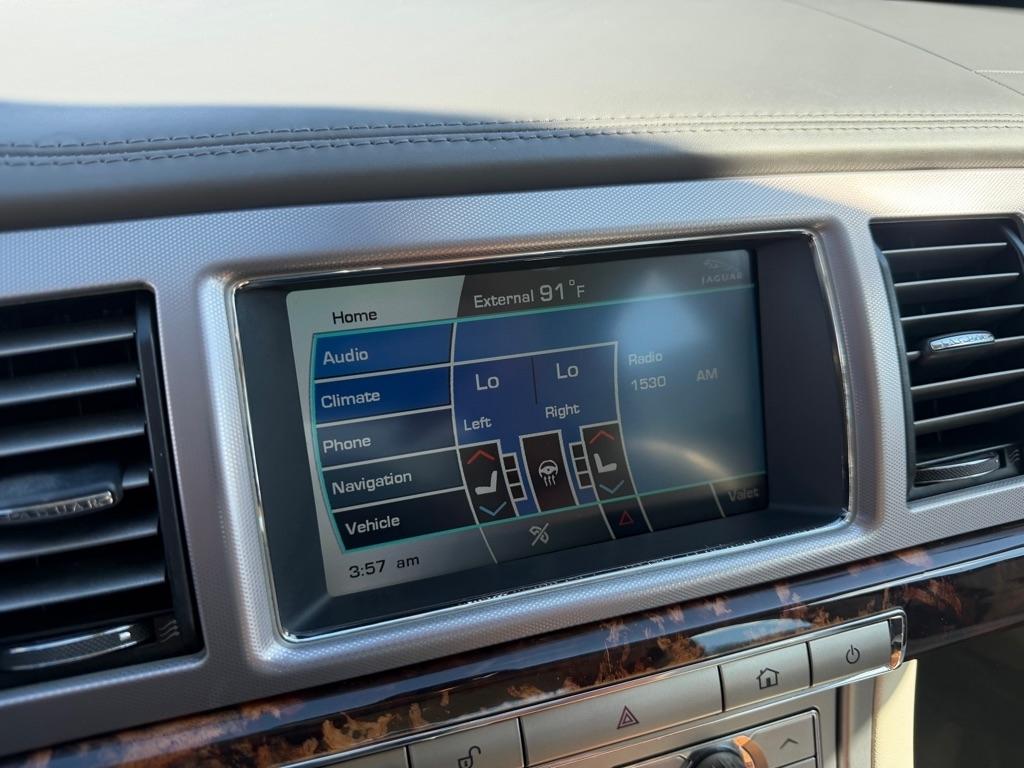 Jaguar XF-Series XF Premium 2011