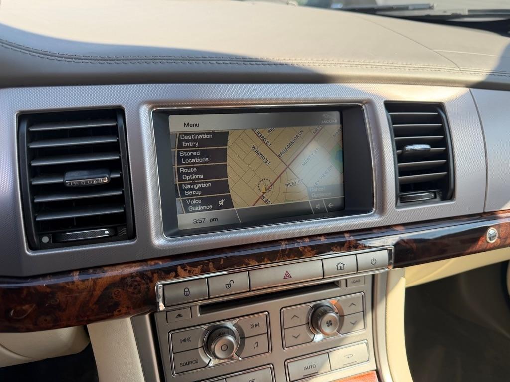 Jaguar XF-Series XF Premium 2011