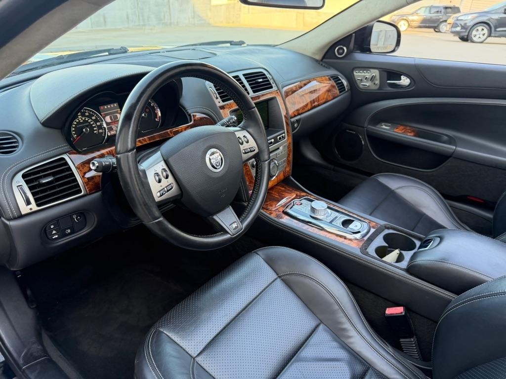Jaguar XK-Series XKR Convertible 2010