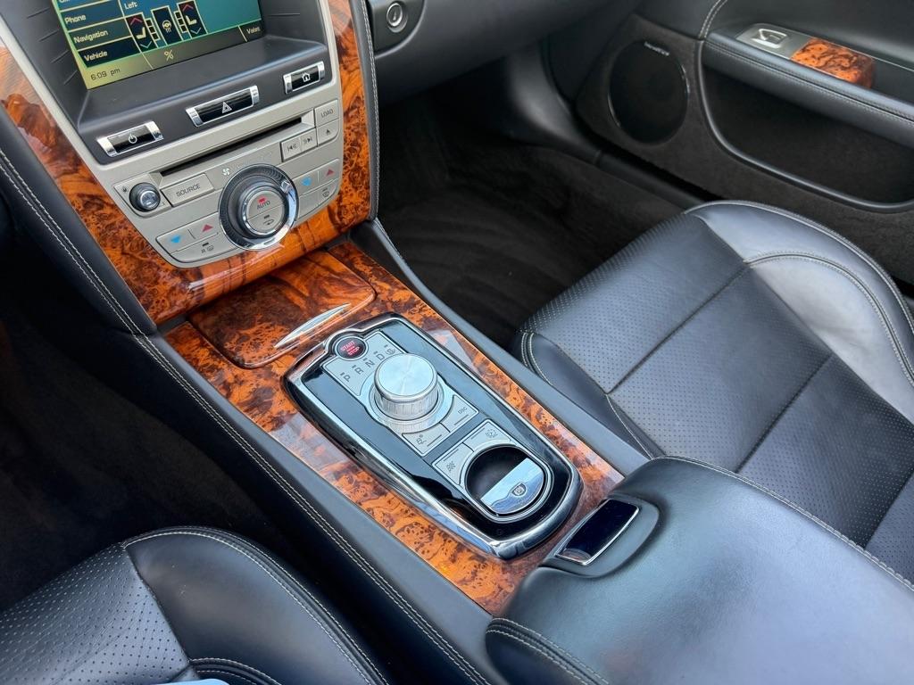 Jaguar XK-Series XKR Convertible 2010