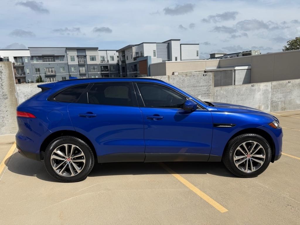 Jaguar F-Pace 25t Premium 2019