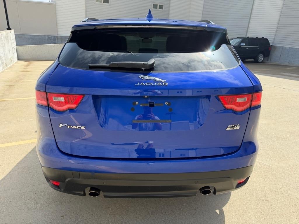 Jaguar F-Pace 25t Premium 2019