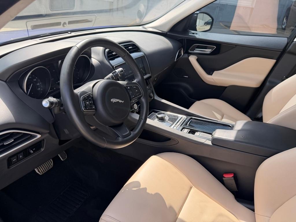 Jaguar F-Pace 25t Premium 2019