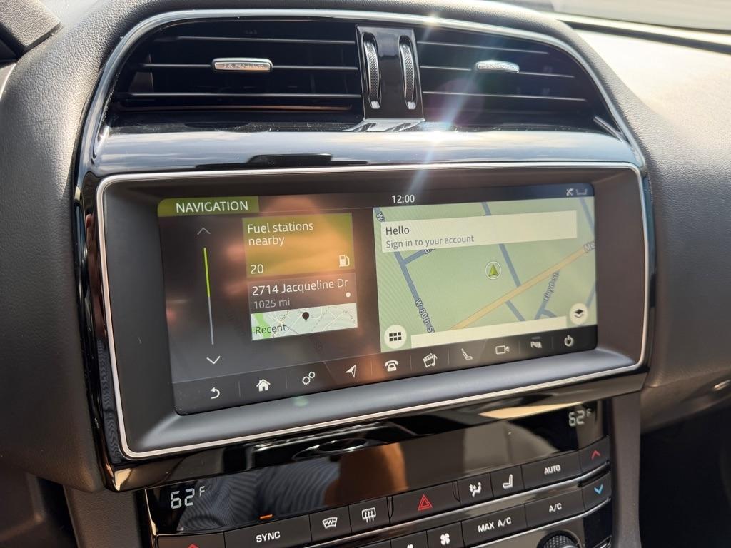 Jaguar F-Pace 25t Premium 2019