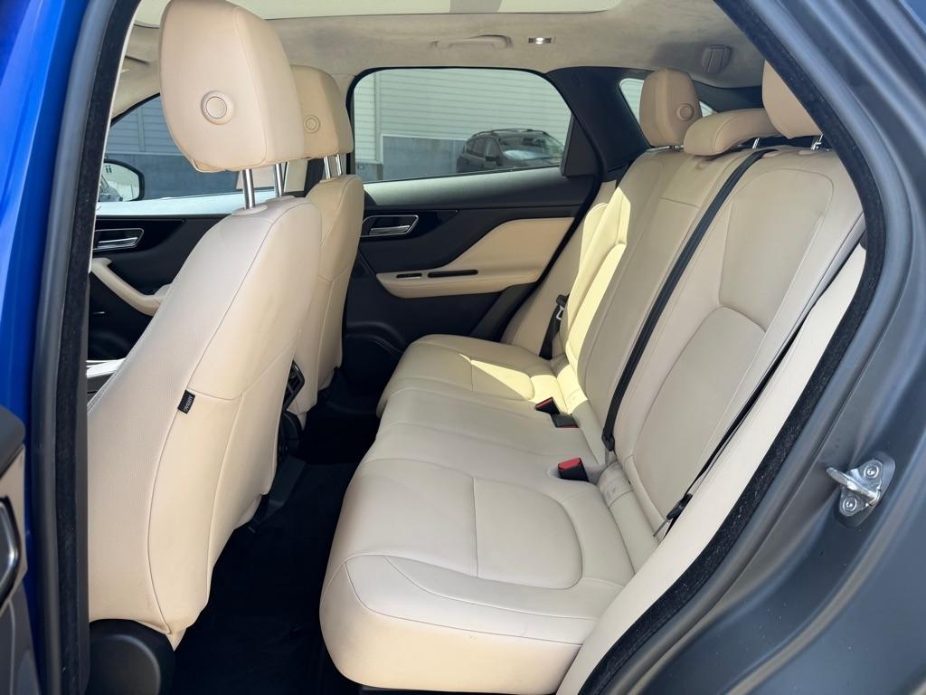 Jaguar F-Pace 25t Premium 2019