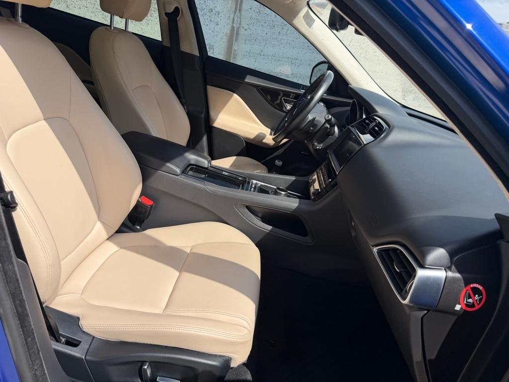 Jaguar F-Pace 25t Premium 2019