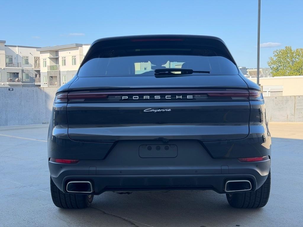 Porsche Cayenne Base 2025