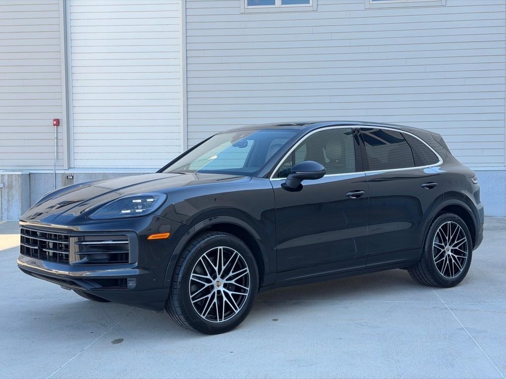 Porsche Cayenne Base 2025