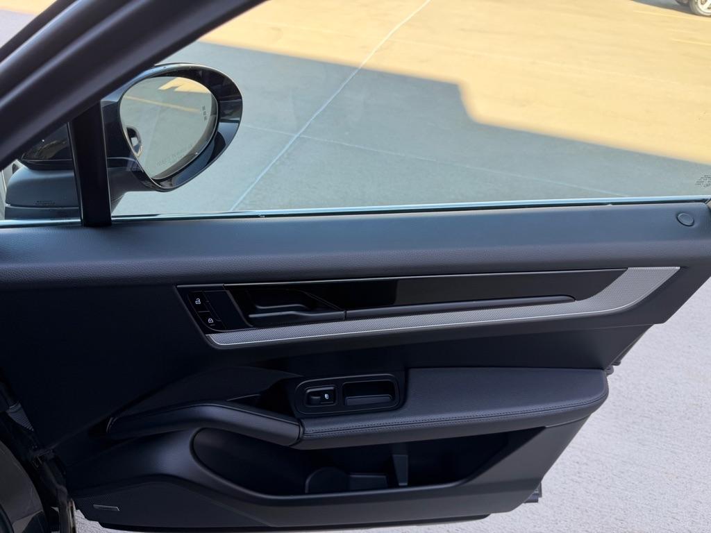 Porsche Cayenne Base 2025