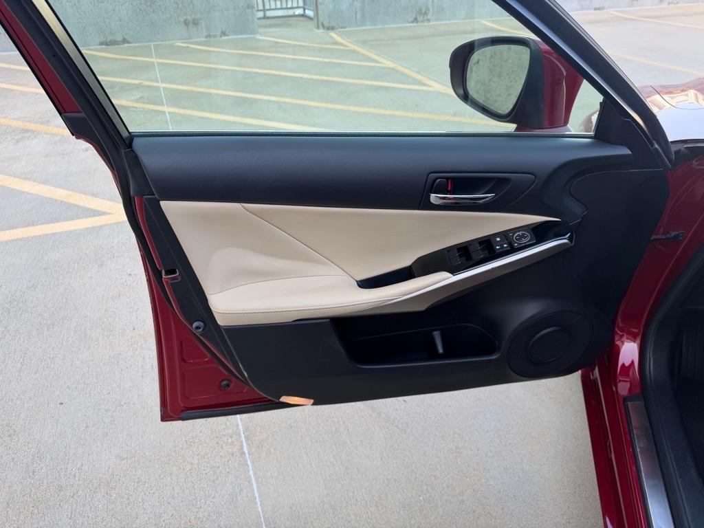 Lexus IS 250 AWD 2015