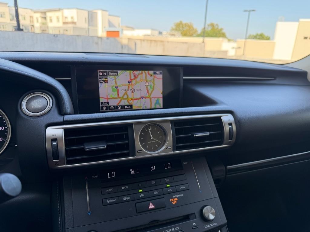 Lexus IS 250 AWD 2015